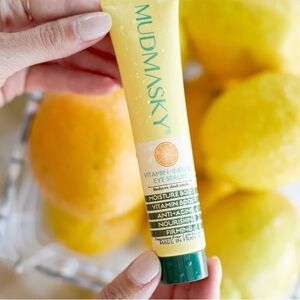 Vitamin-Infused Eye Serum